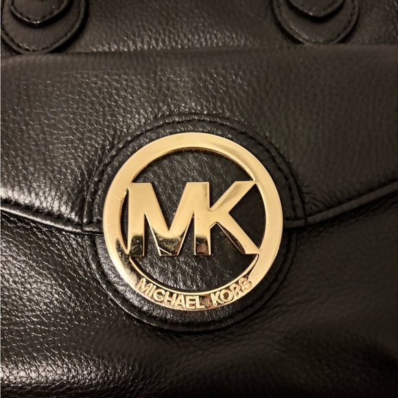 Michael Kors Margo Black Pebbled
Leather Satchel - Picture 5 of 6